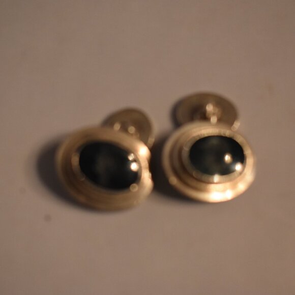 Pair of Sterling Silver and Bloodstone Intaglio Cufflinks – Jewelers Tag ($650) - Picture 3 of 10